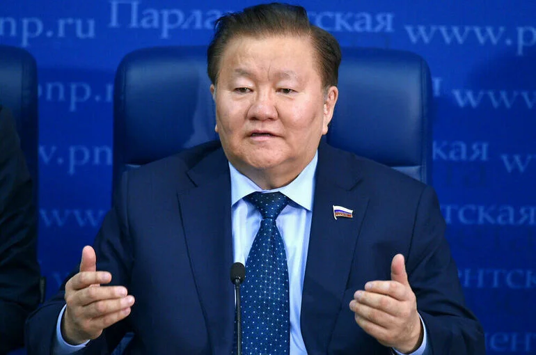 В Госдуме призвали урегулировать оказание оккультно-магических услуг