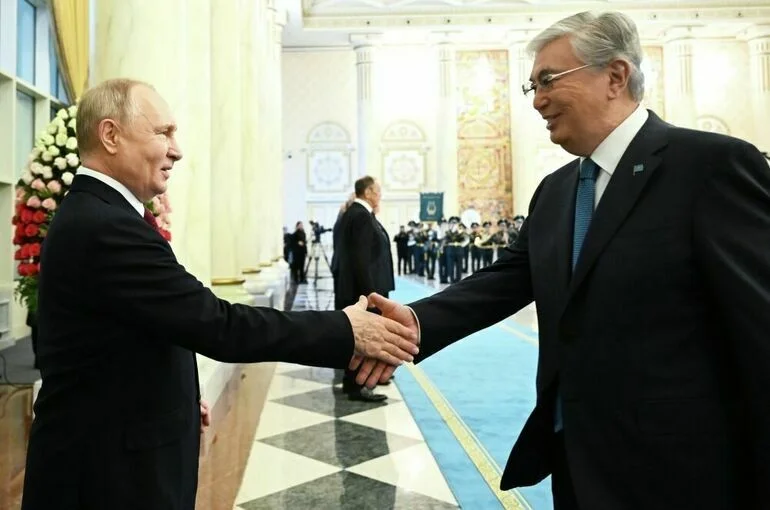 Путин назвал Россию и Казахстан наиболее близкими союзниками