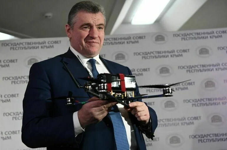 Слуцкий передал 10 дронов-камикадзе «Жириновский» на Херсонское направление