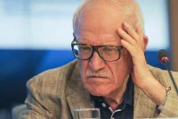 Режиссера Александра Митту экстренно госпитализировали в Москве