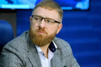 В Общественной палате РФ считают, что Киев паникует из-за нехватки оружия