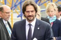 Министр обороны Словакии подтвердил прекращение военной помощи Украине