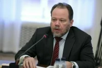 Шолохов назвал снос памятника Пушкину в Киеве работой по изменению истории
