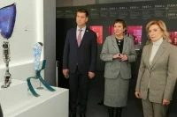 Сенаторам показали новейшие технологии реабилитации инвалидов
