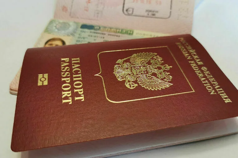 Госпошлину за загранпаспорт нового образца повысят