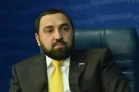 Хамзаев заявил, что запрет на въезд в РФ иноагентов противоречит Конституции