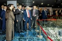 Володин посетил Центр городского планирования Пекина