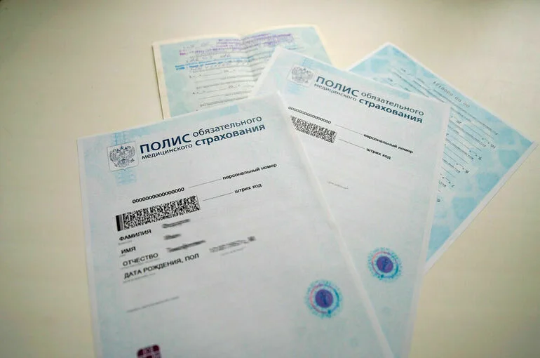 Срок включения медучреждений новых регионов в реестр организаций ОМС продлят