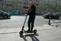 Почему не удается решить проблему электросамокатов