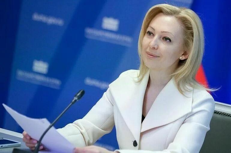 Депутат Тимофеева встретилась с соотечественниками в Русском доме в Пекине