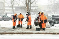 В аэропортах Москвы из-за снегопада задержано 34 авиарейса