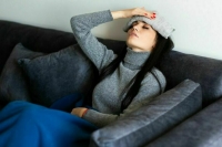 Кардиолог рассказал, чем опасны перепады давления для метеозависимых людей