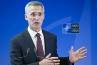 Столтенберг: Поставки Киеву F-16 сами по себе не изменят ситуацию