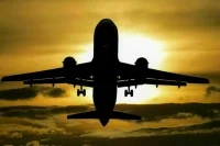 Самолет А321 готовится совершить экстренную посадку в Шереметьево