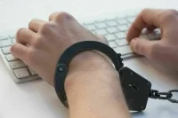 Похитителей персональных данных предлагают сажать на 10 лет