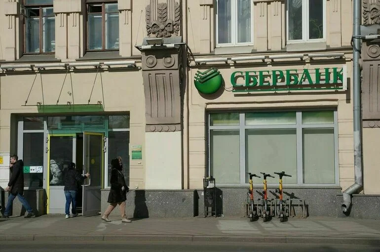 Против Сбербанка возбудили дело за навязывание страховых услуг