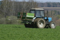 Зарегистрировать трактор будет проще