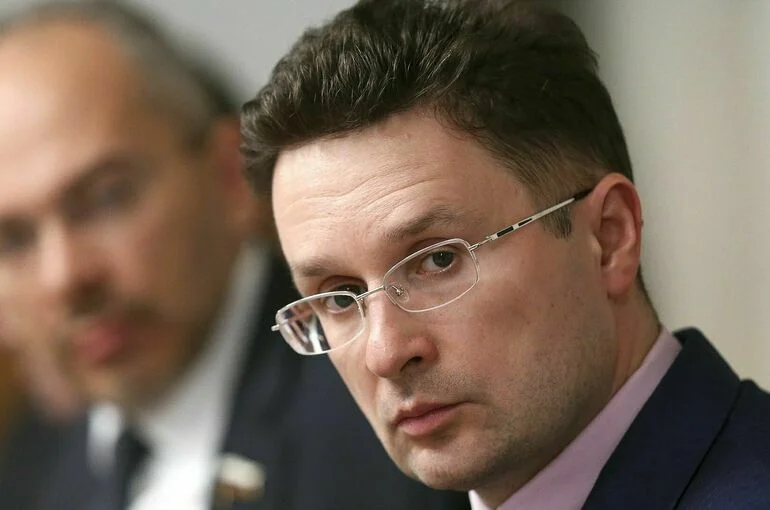Госдума приняла постановление о досрочном прекращении полномочий Блоцкого