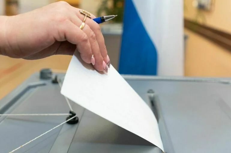 В Совфеде предлагают провести выборы президента 17 марта 