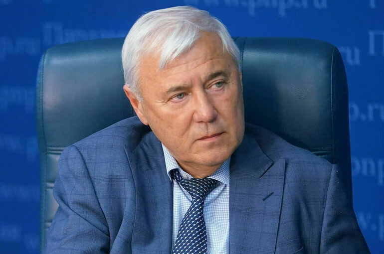 Аксаков рекомендовал продавать подорожавшее золото