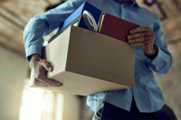 КС предписал компенсировать неиспользованные выходные уволенным работникам