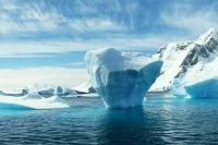 Россиян завлекают в Арктику