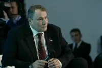 Толстой заявил о готовности Госдумы присвоить блогерам код в ОКВЭД