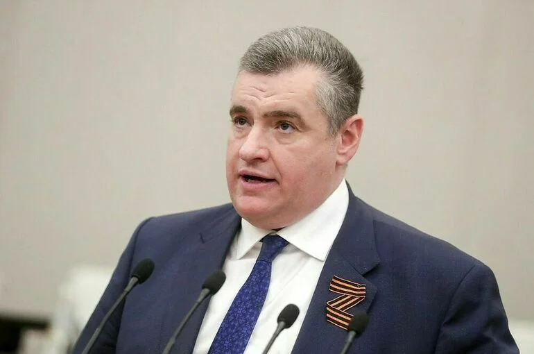 Слуцкий: Конституция стала фундаментом движения страны вперед