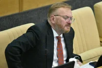Милонов призвал ограничить максимальную стоимость такси в непогоду