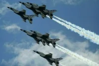 Южная Корея подняла авиацию после приближения самолетов России и Китая