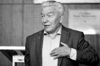 Умер худрук Русского академического оркестра Владимир Гусев