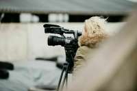 В Союзе журналистов поддержали идею Путина не пускать женщин-военкоров на СВО