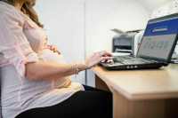 Курсы для беременных предложили создать на «Госуслугах»