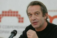 Машков призвал следить за качеством образования в частных актерских вузах