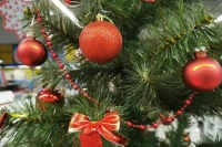 Елку на Новый год ставят 77 процентов россиян