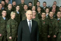 Песков: Кремль не будет анонсировать формат новогоднего обращения Путина