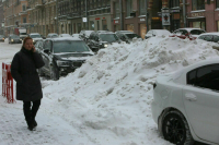 Чаплин посоветовал жаловаться на неубранный снег в УК или ТСЖ