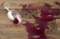 Бездомные проникли в посольство Кении в РФ и провели там все выходные 