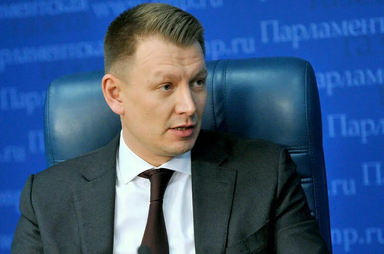 Двойных: Необходимо решить вопросы профориентации молодежи на селе