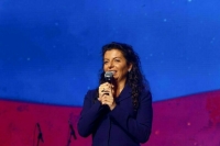 Симоньян пожелала человечеству в новом году не привносить в мир зло