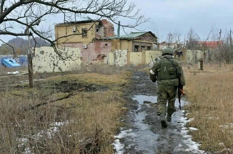 Главком ВСУ признал отступление украинской армии из Марьинки