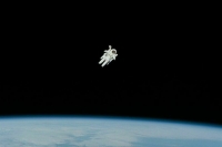 Космонавт Шкаплеров напомнил, что на орбите можно встретить Новый год 16 раз