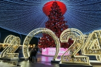 Чем заняться в Москве и Санкт-Петербурге на новогодних праздниках