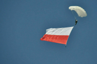 В небе над Польшей зафиксировали неопознанный объект