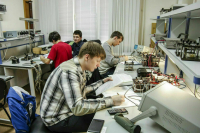 Президент РАН: Необходимы усилия государства и СМИ по популяризации науки