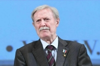 Матвиенко назвала путь Соломина эталоном преданности отечественной культуре