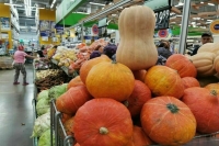 Ретейлеров предлагают обязать 25% полок отводить под региональные товары