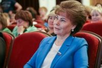 Гигель выступила за ужесточение наказания за продажу просроченных товаров