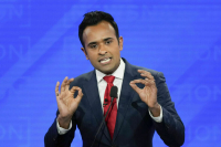 Рамасвами отказался от президентской гонки в США в пользу Трампа