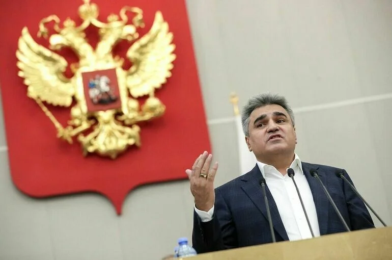 Нечаев предложил провести большие парламентские слушания по ЖКХ